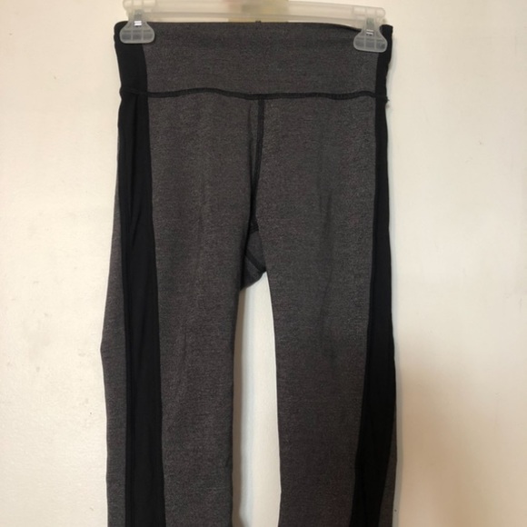High rise Lululemon capris - Picture 1 of 5